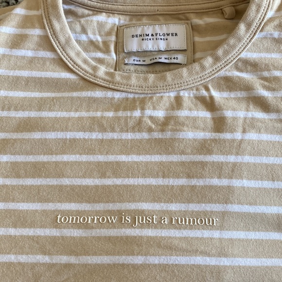 Striped M shirt - Picture 2 of 2